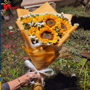 Bright Sunflower Bouquet